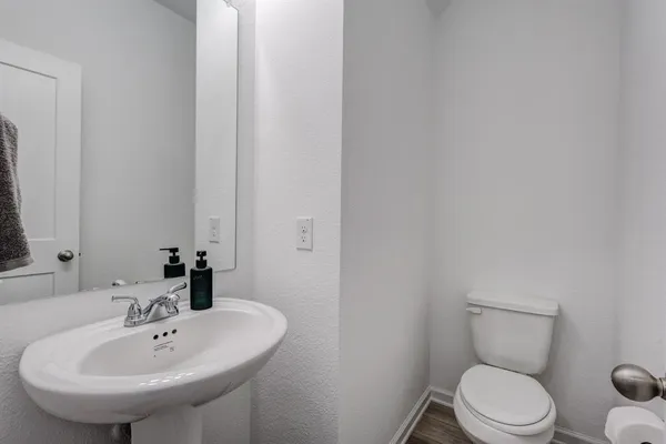 $2,100 | 3720 Star Mesa Street, Unit 13, Crandall, TX 75114