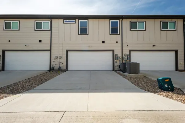 $2,100 | 3720 Star Mesa Street, Unit 13, Crandall, TX 75114