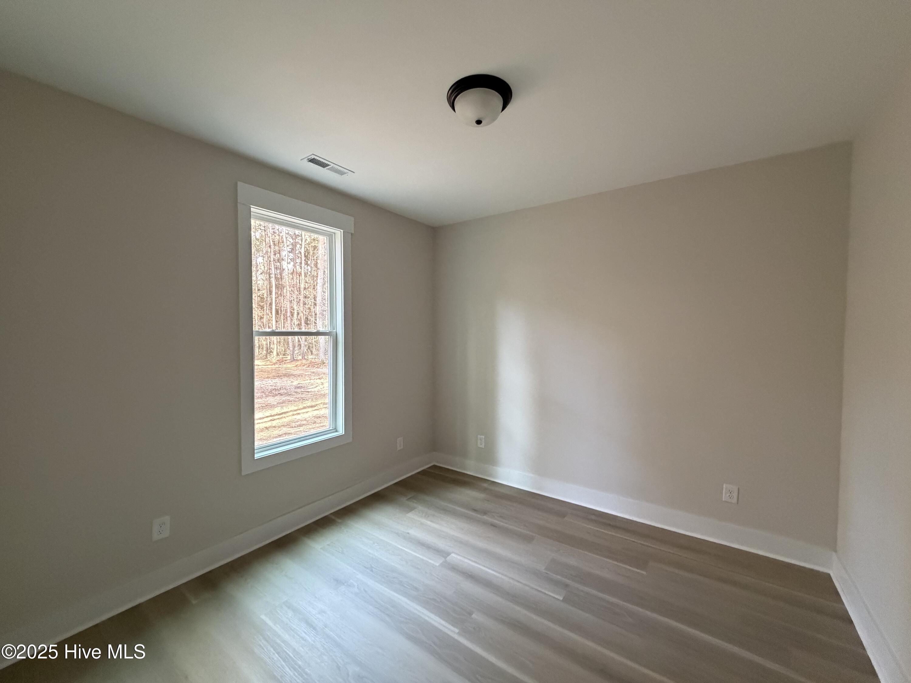 1152 Watts Landing Road Hampstead, NC 28443 - Photo 7 of 17 Guest Bedroom