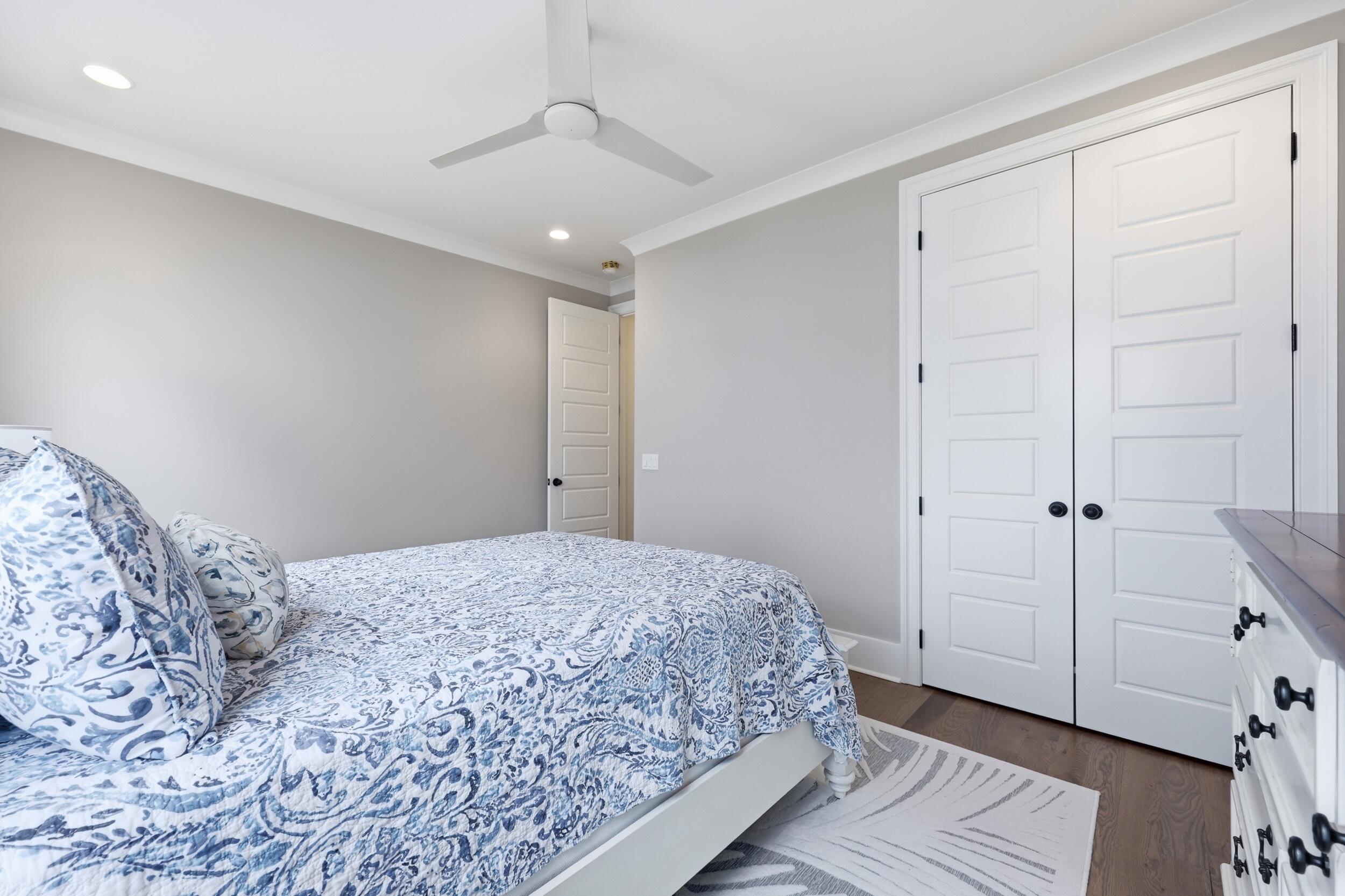 1578 Red Tide Road Mount Pleasant, SC 29466 - Photo 17 of 50 27_ru4a1493