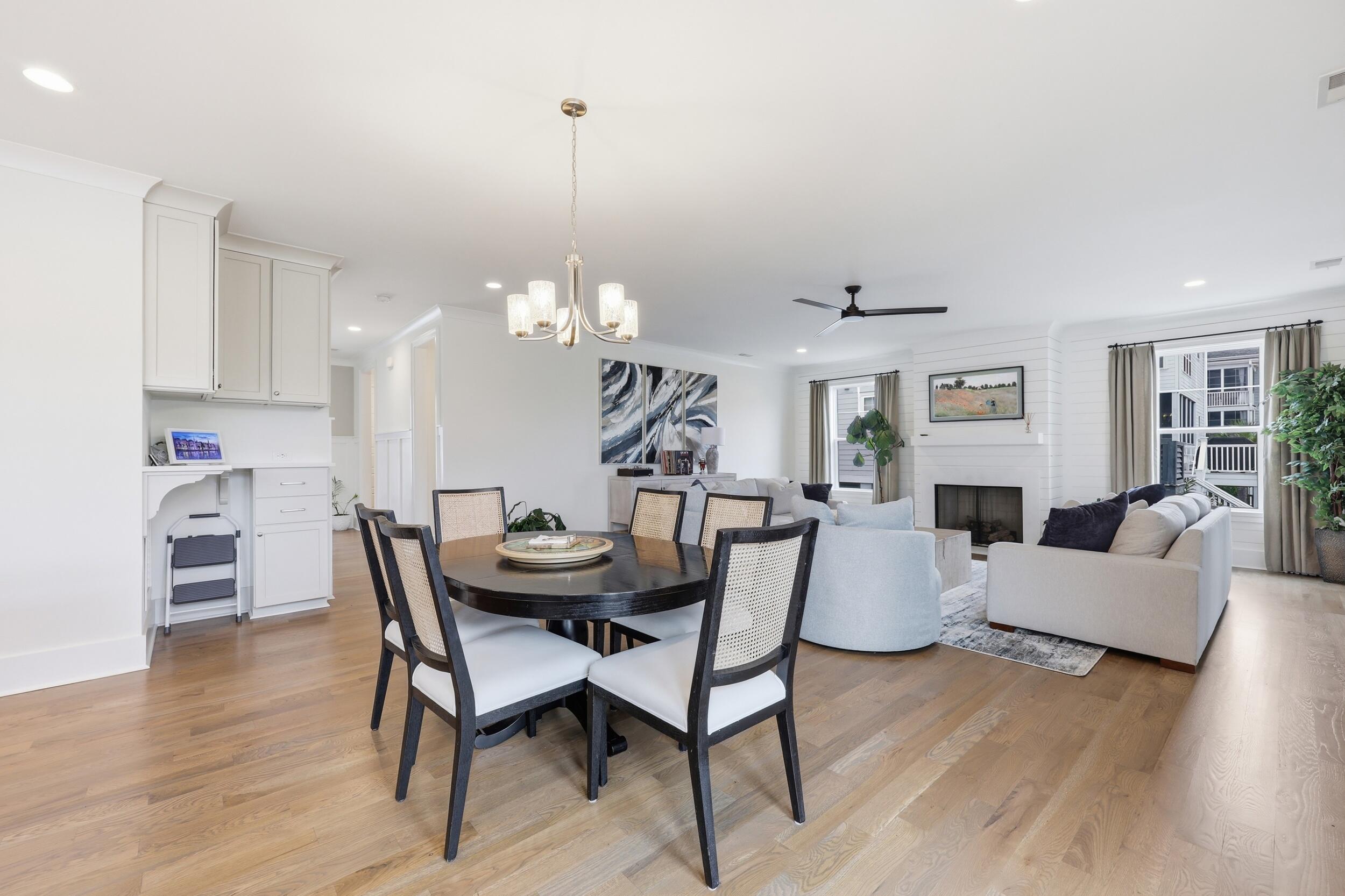 1578 Red Tide Road Mount Pleasant, SC 29466 - Photo 4 of 50 17_ru4a1408