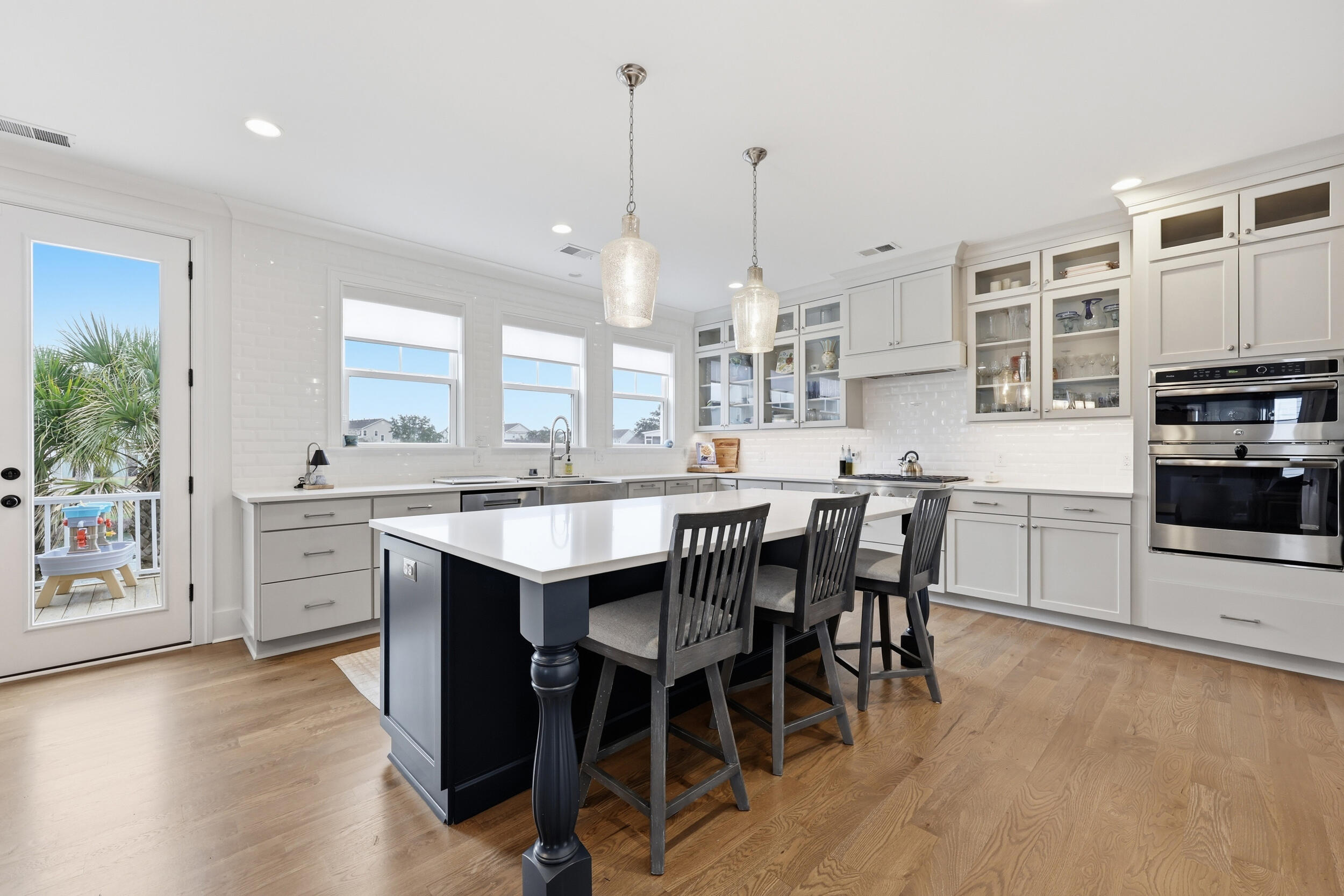 1578 Red Tide Road Mount Pleasant, SC 29466 - Photo 5 of 50 12_ru4a1383