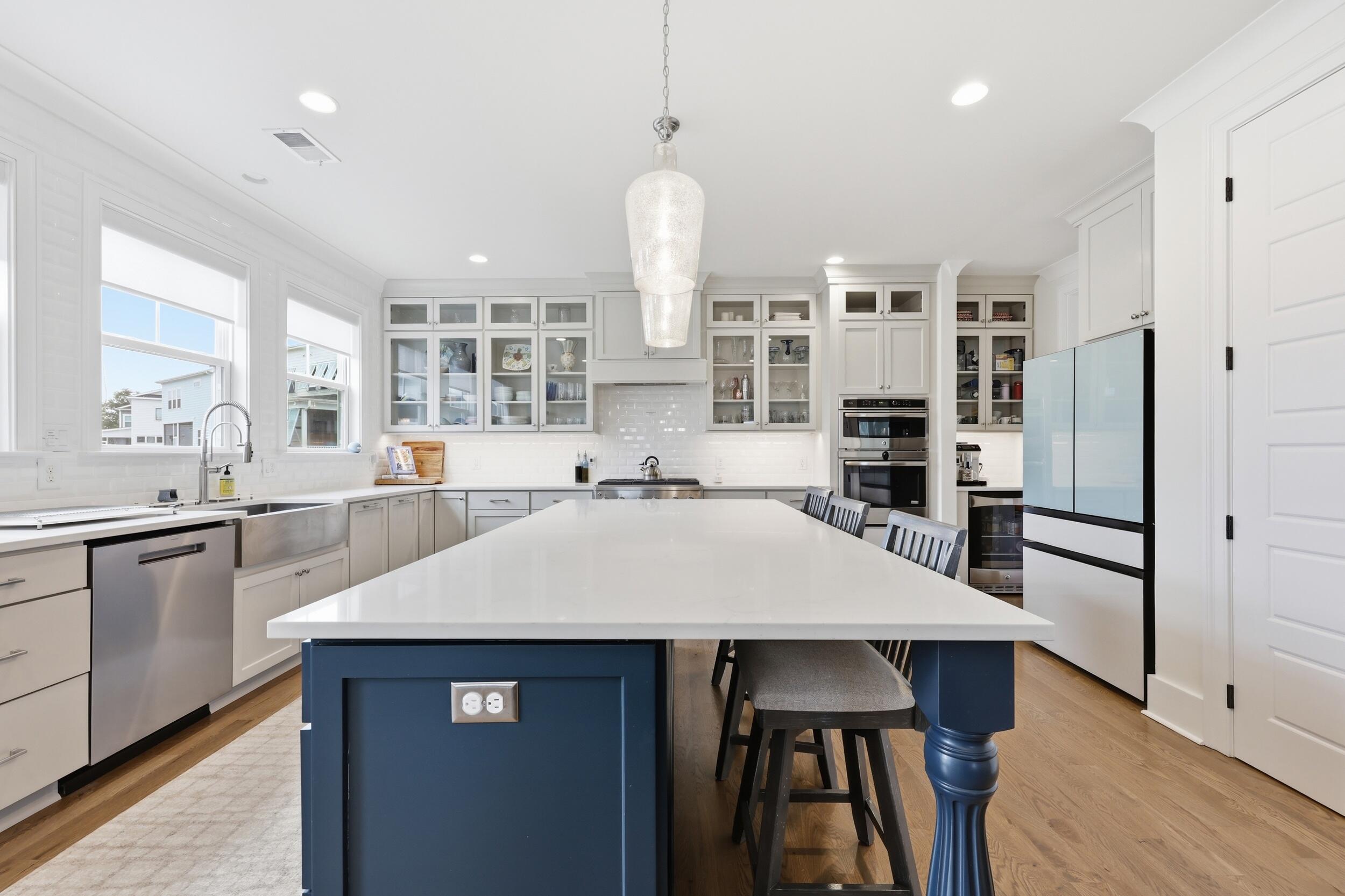 1578 Red Tide Road Mount Pleasant, SC 29466 - Photo 7 of 50 11_ru4a1373