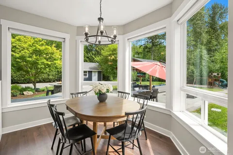 $2,798,000 | 5728 238th Place Northeast, Redmond, WA 98053