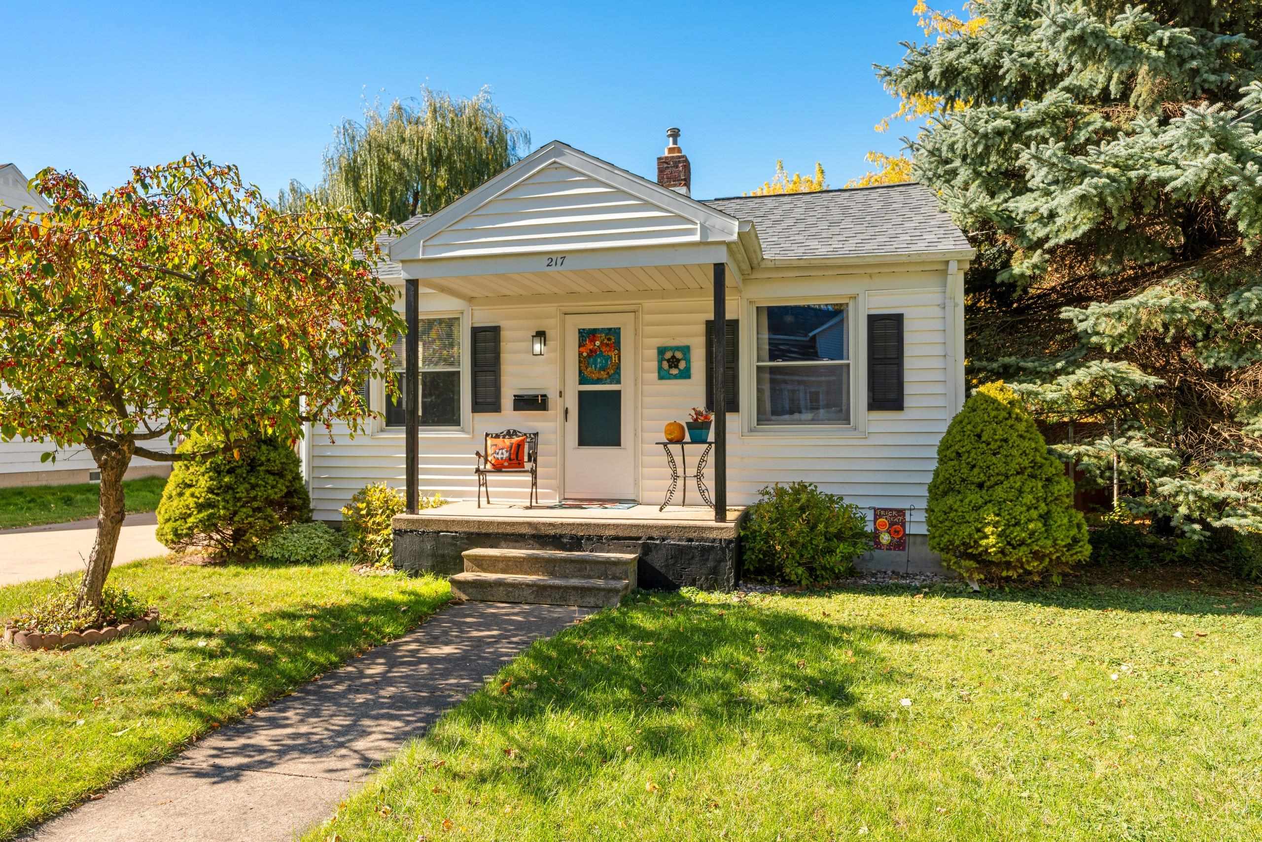 217 South Lee Street Appleton, WI 54915 - Photo 1 of 1 Gallery Image 1