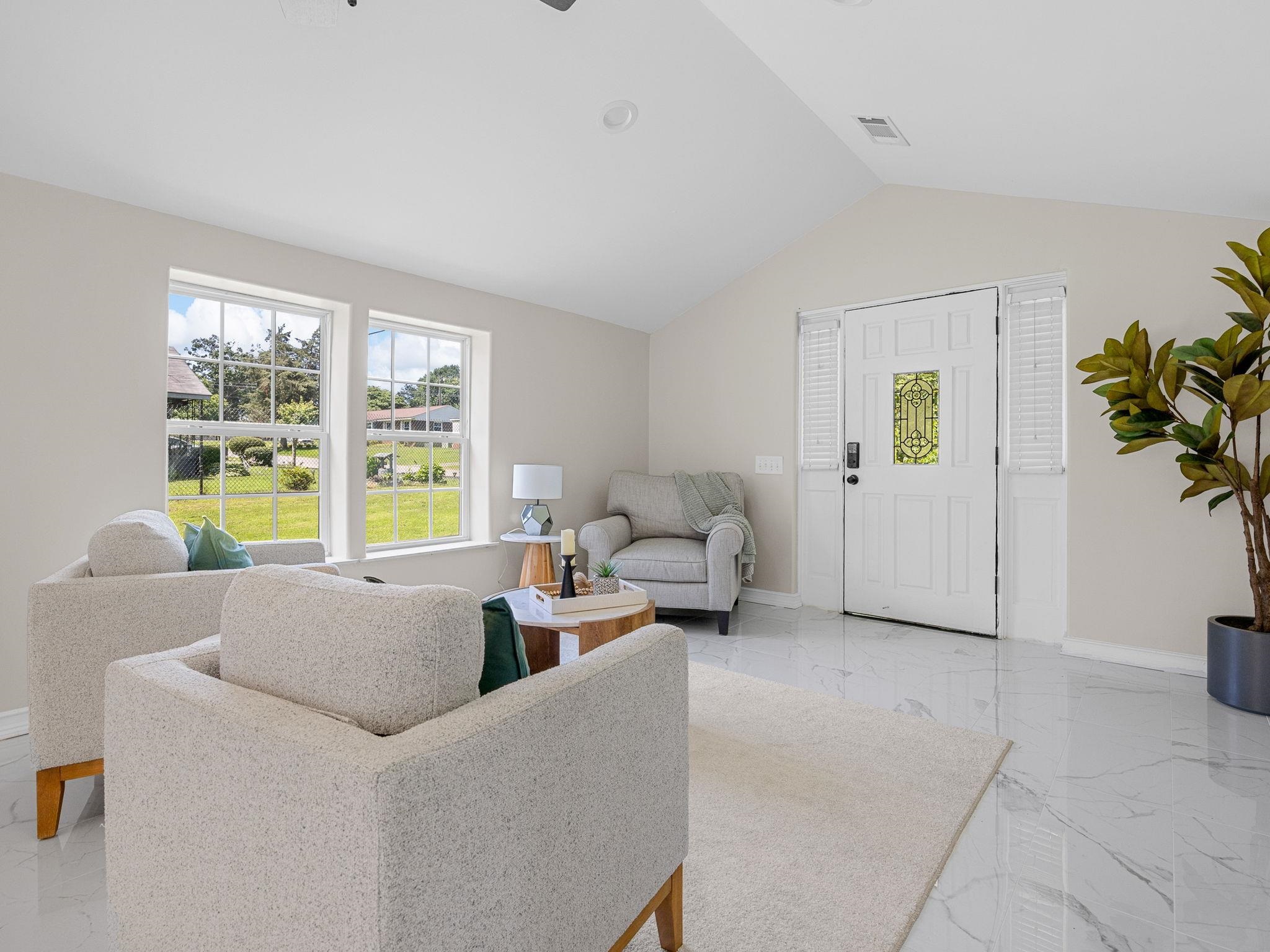 116 Dodd Street Wellford, SC 29385 - Photo 7 of 37 Gallery Image 7