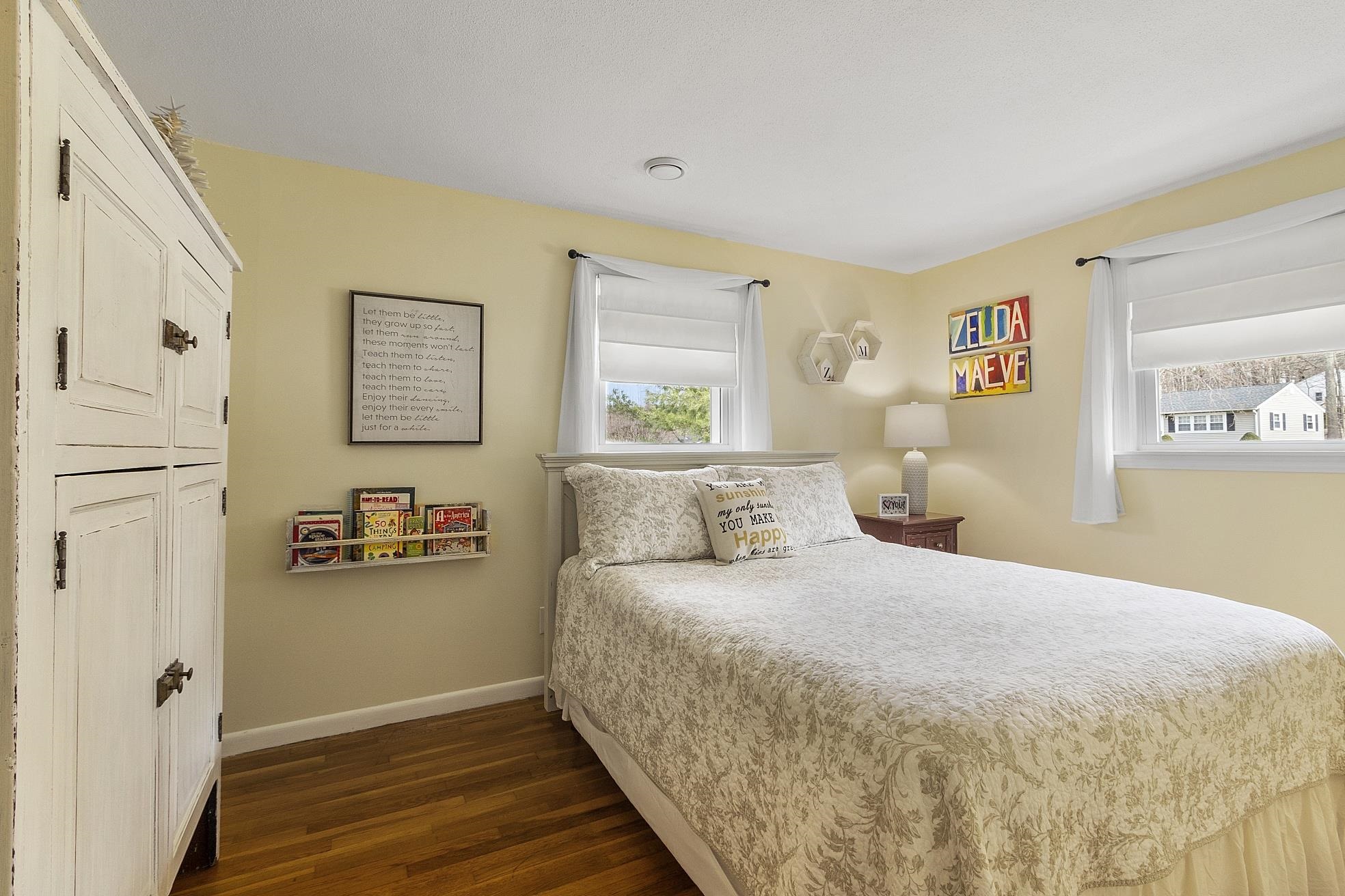 9 Robin Road Derry, NH 03038 - Photo 14 of 35