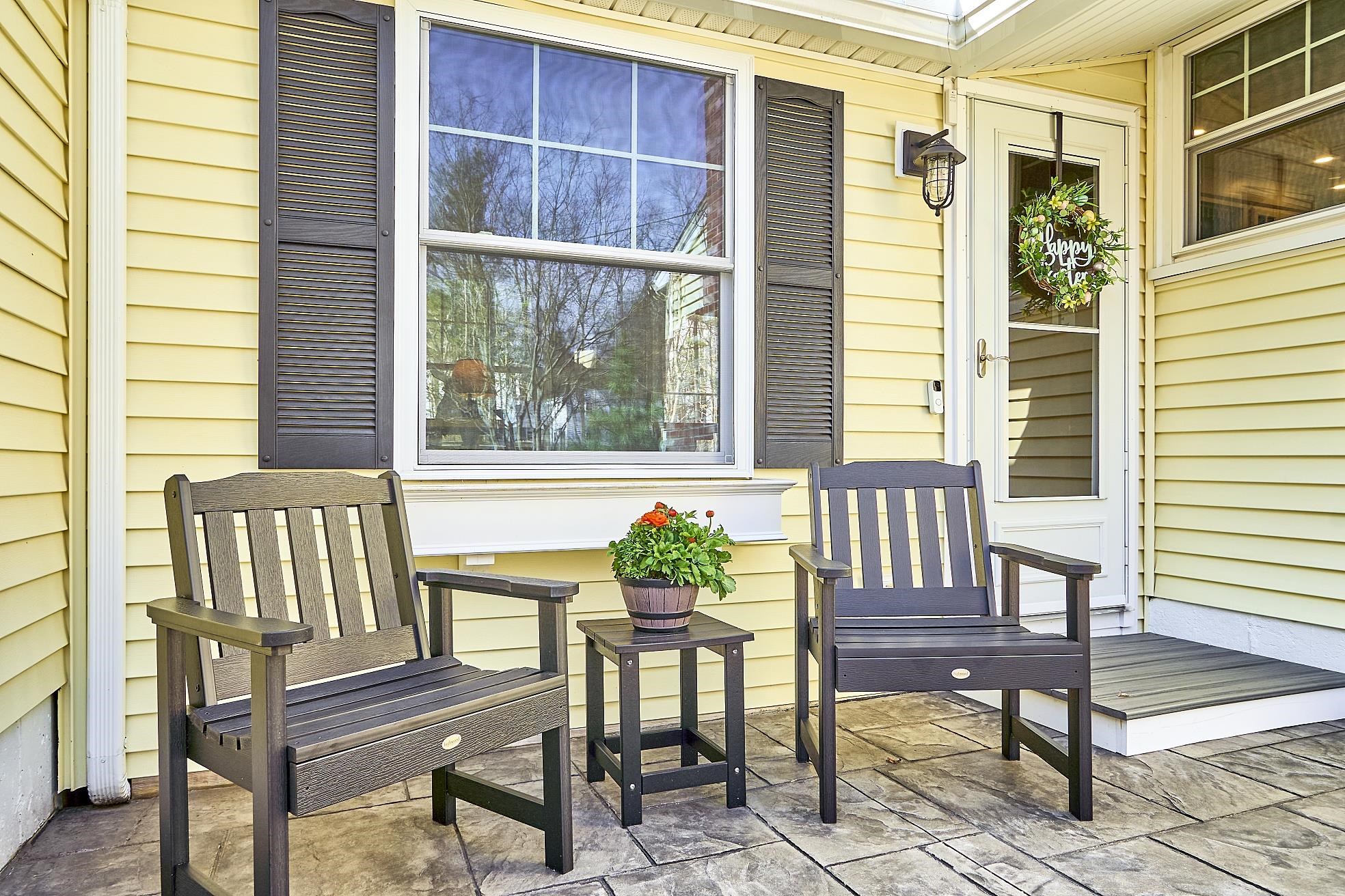 9 Robin Road Derry, NH 03038 - Photo 31 of 35