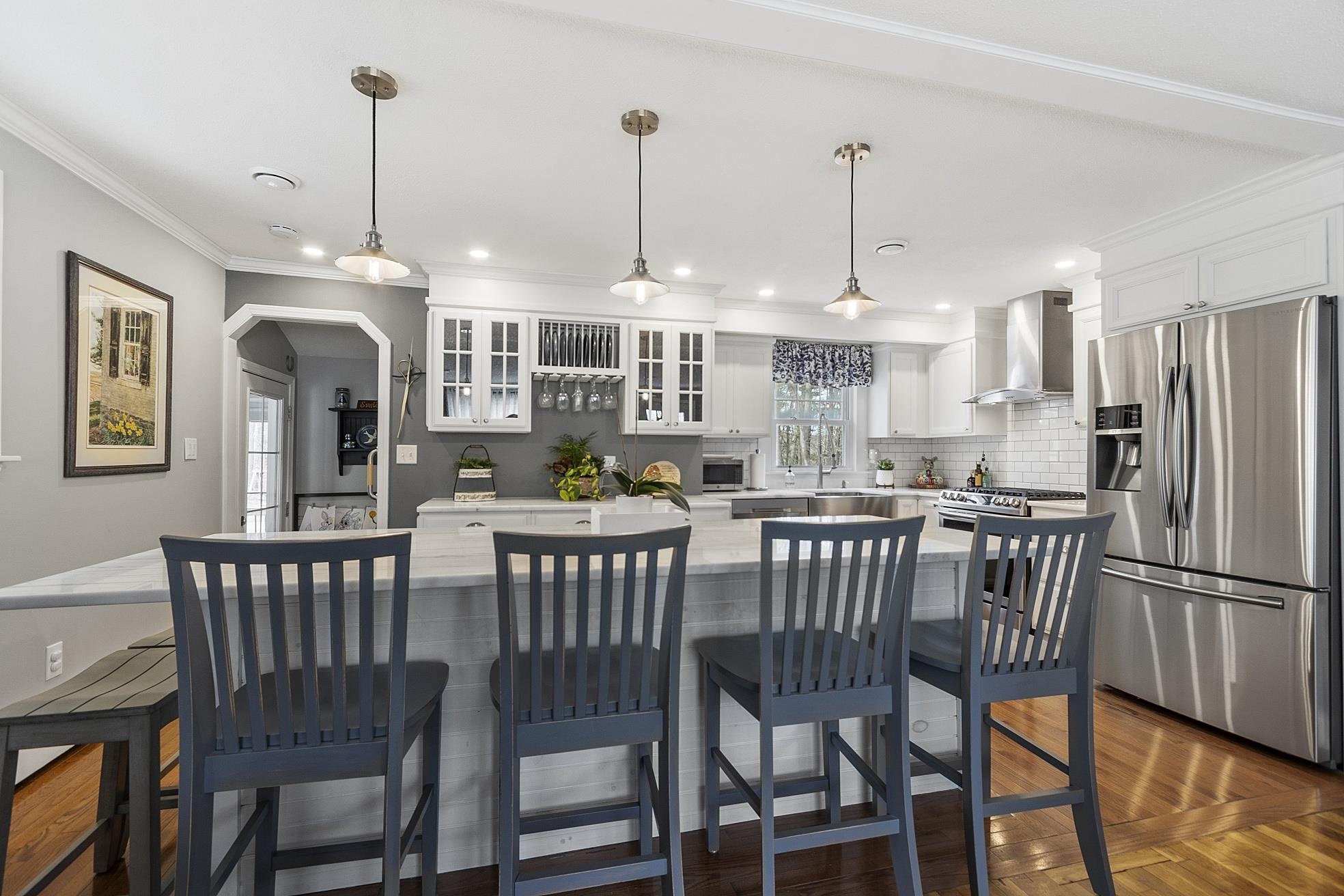 9 Robin Road Derry, NH 03038 - Photo 8 of 35