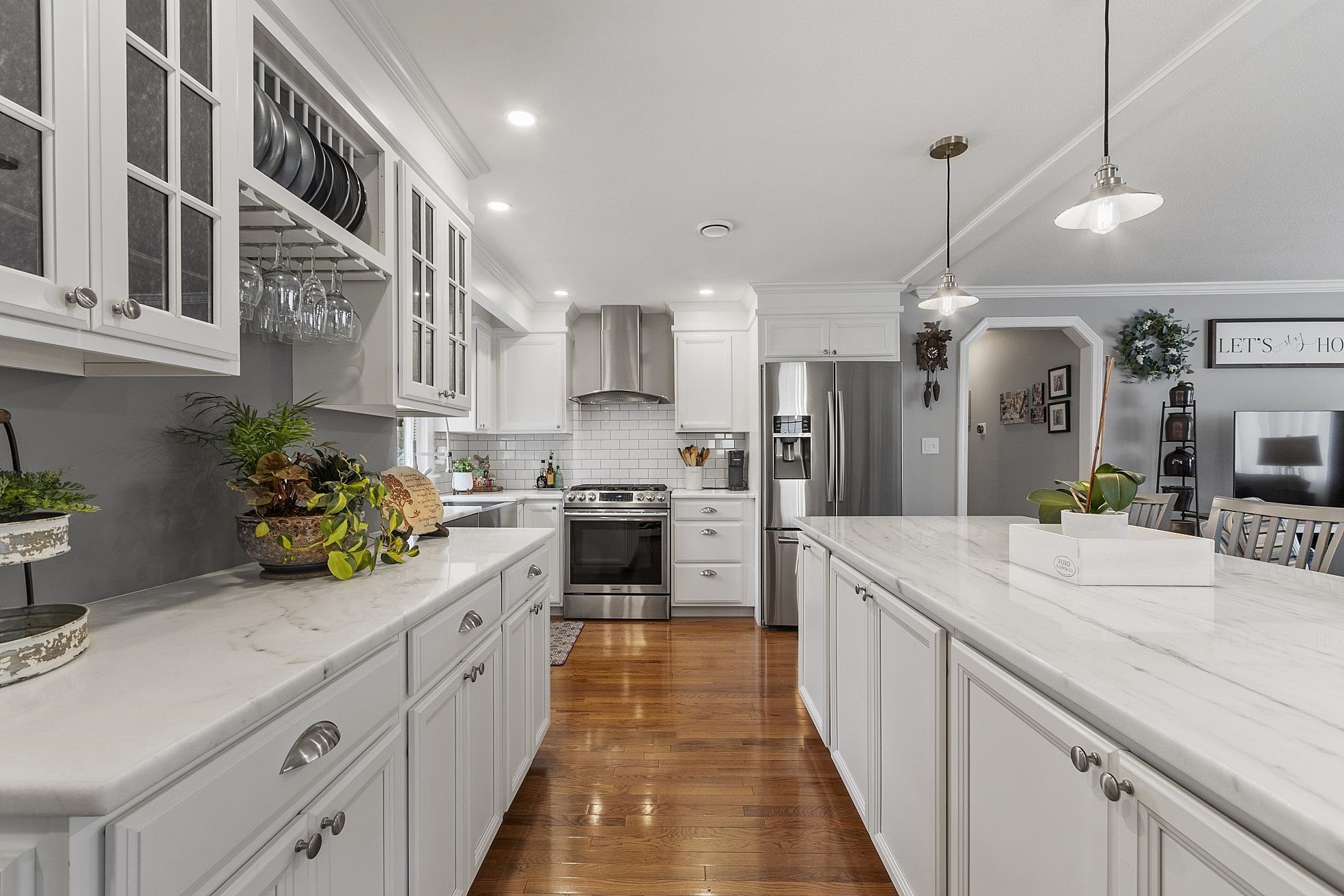 9 Robin Road Derry, NH 03038 - Photo 10 of 35