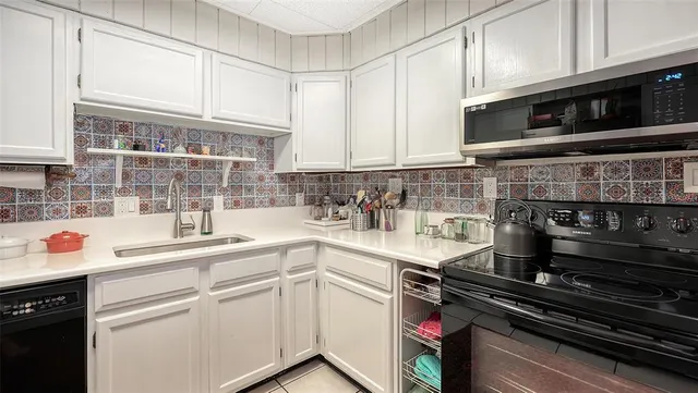 a room that has a bed and a window in it