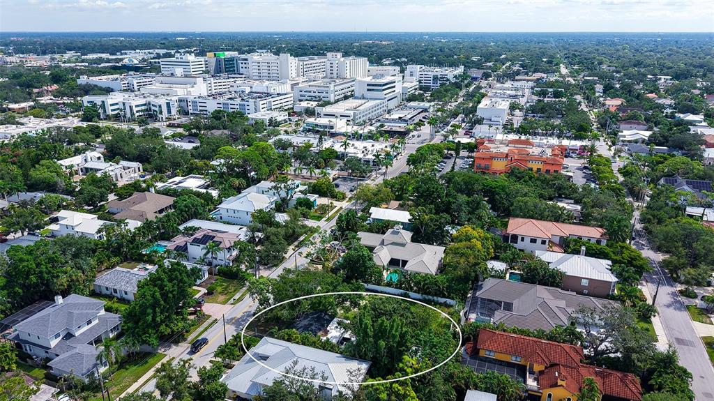 1702 Hillview Street Sarasota, FL 34239 - Photo 55 of 67