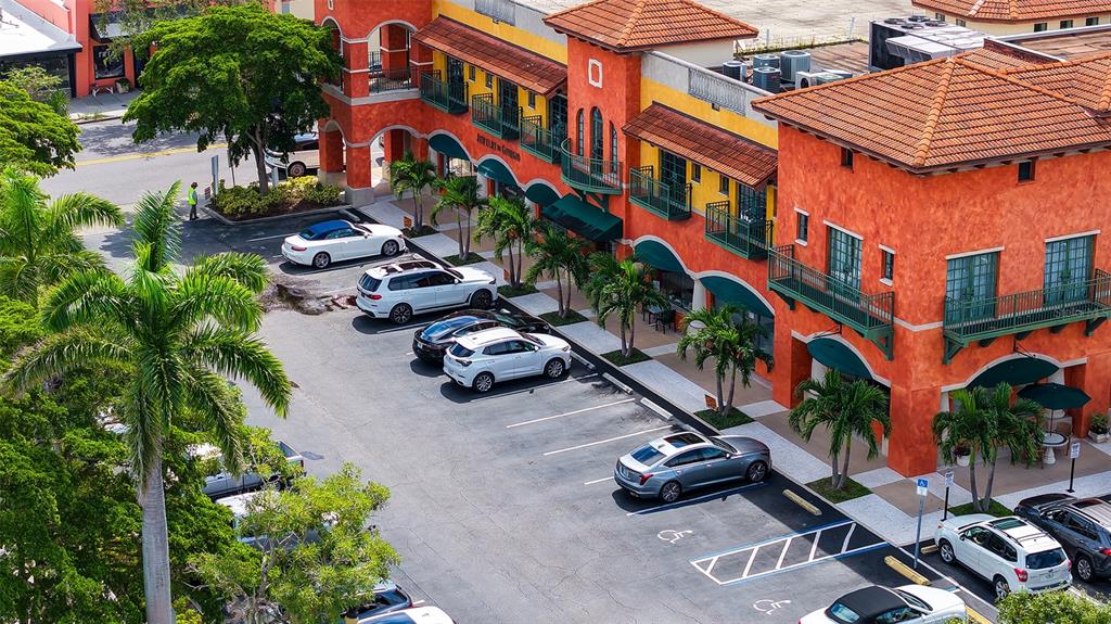 1702 Hillview Street Sarasota, FL 34239 - Photo 58 of 67