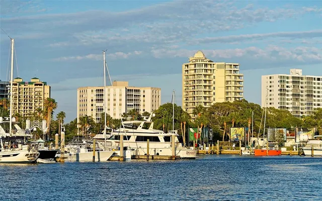 $839,000 | 1702 Hillview Street, Sarasota, FL 34239