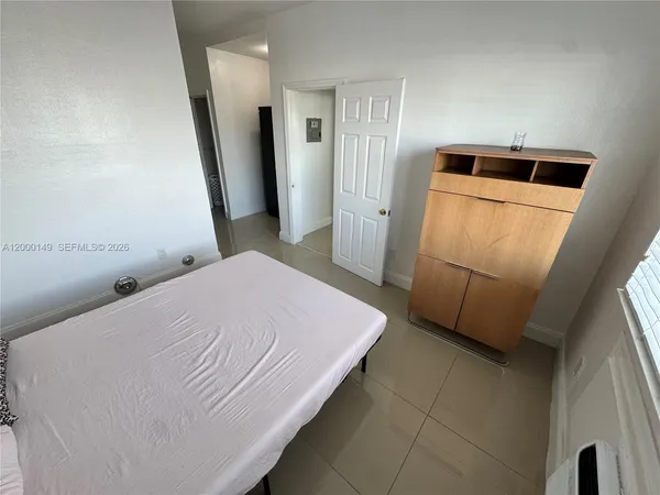 $1,900 | 8415 Harding Avenue, Unit 9, Miami Beach, FL 33141
