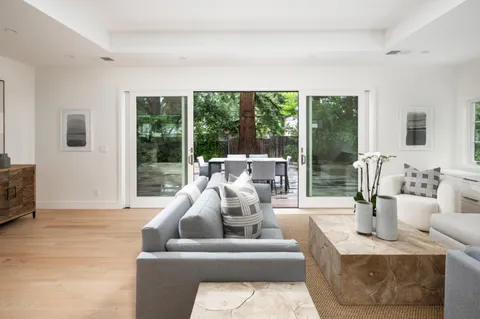 $5,495,000 | 526 Pinecrest Drive, Los Altos, CA 94024