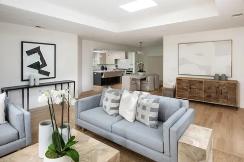 $5,495,000 | 526 Pinecrest Drive, Los Altos, CA 94024