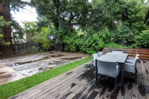 $5,495,000 | 526 Pinecrest Drive, Los Altos, CA 94024