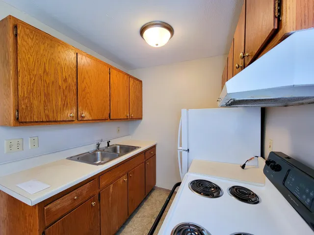 $995 | 2637 Pleasant Avenue, Unit 2, Minneapolis, MN 55408