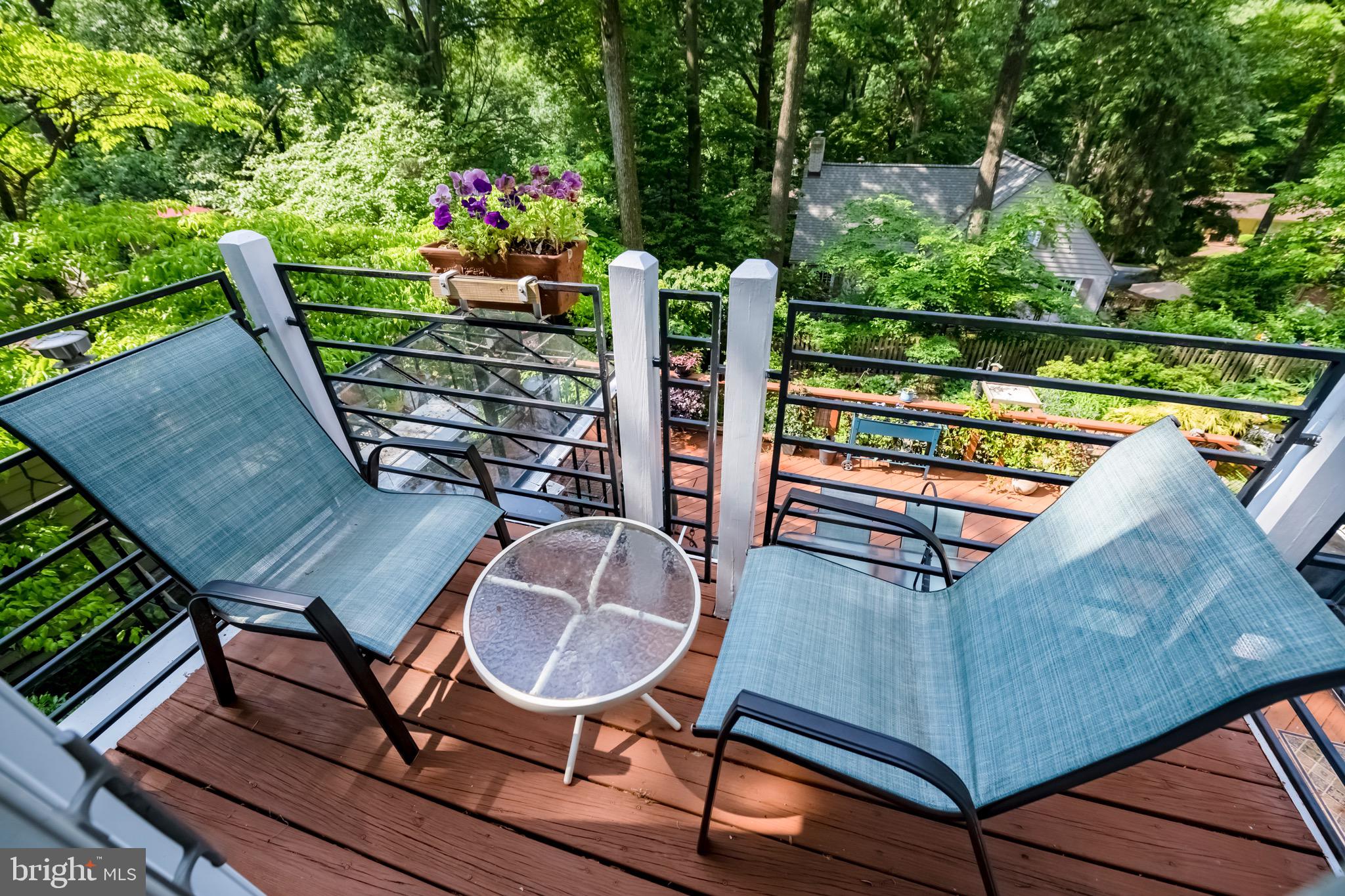 15 Sunnyside Road Silver Spring, MD 20910 - Photo 20 of 38 2nd floor balcony off of office