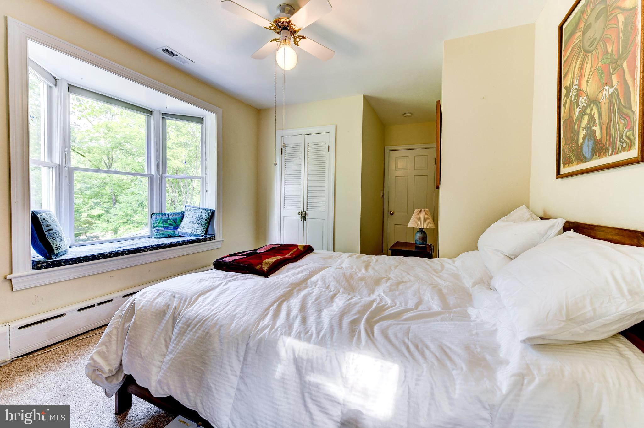15 Sunnyside Road Silver Spring, MD 20910 - Photo 21 of 38 Bedroom #2 with laundry