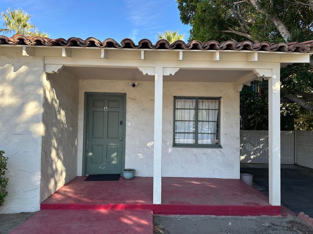 $1,600 | 840 North Indian Canyon Drive, Unit C, Palm Springs, CA 92262