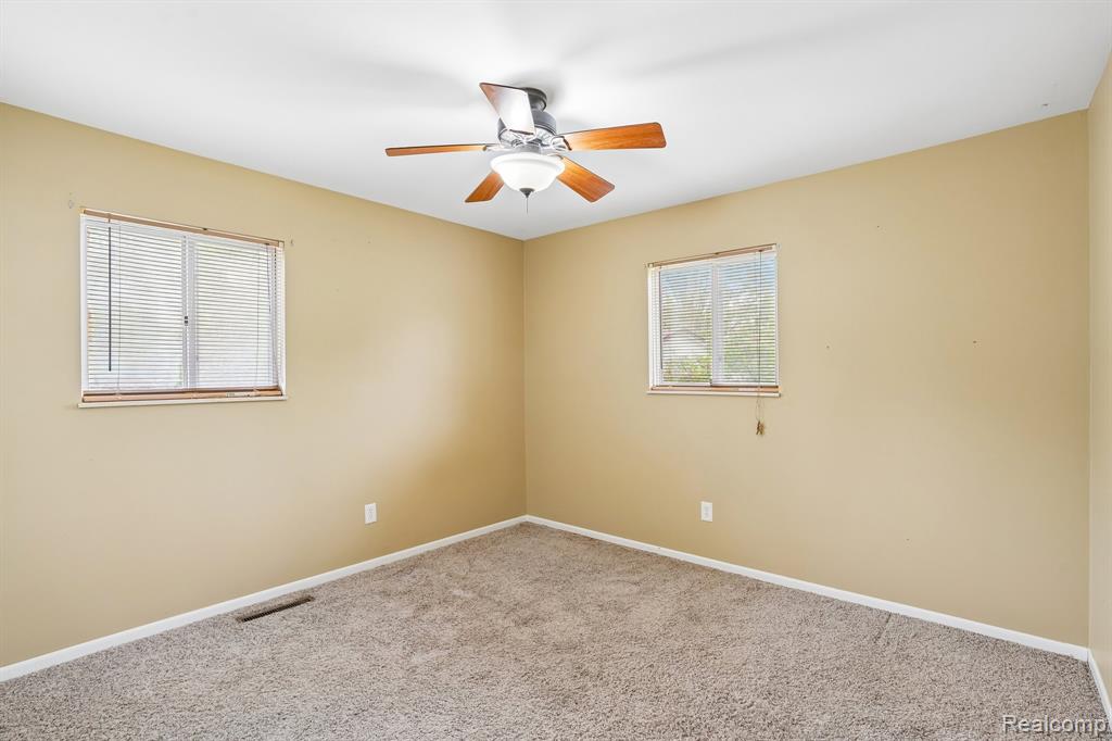 717 Murphy Court Linden, MI 48451 - Photo 17 of 29