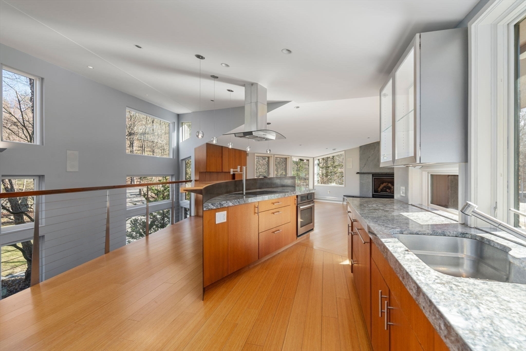482 Glen Road Weston, MA 02493 - Photo 11 of 42 Gallery Image 11