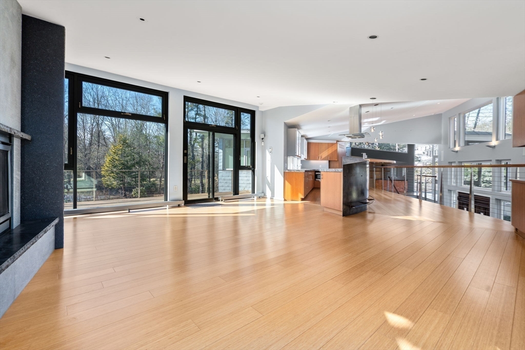482 Glen Road Weston, MA 02493 - Photo 13 of 42 Gallery Image 13