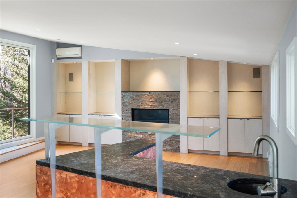 482 Glen Road Weston, MA 02493 - Photo 17 of 42 Gallery Image 17