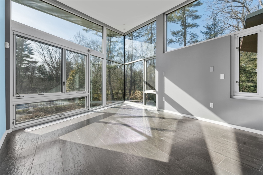 482 Glen Road Weston, MA 02493 - Photo 22 of 42 Gallery Image 22