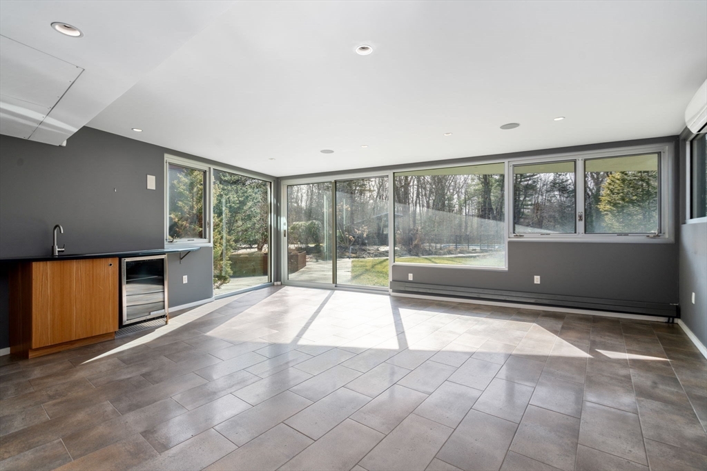 482 Glen Road Weston, MA 02493 - Photo 28 of 42 Gallery Image 28