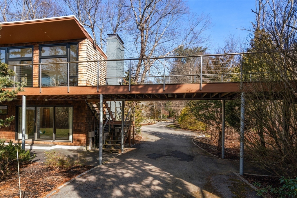 482 Glen Road Weston, MA 02493 - Photo 5 of 42 Gallery Image 5