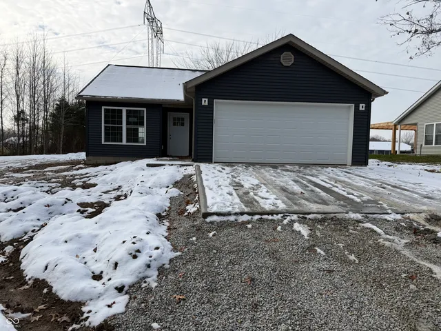 $279,000 | 1428 North Mohican Trail, Greensburg, IN 47240
