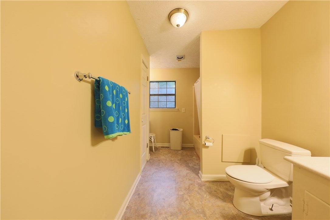 664 Pear Tree Road Auburn, AL 36830 - Photo 16 of 22 Gallery Image 16