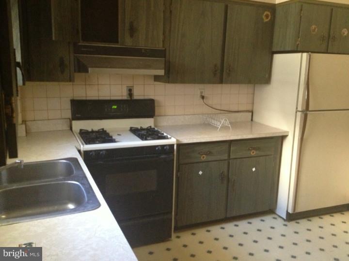 710 Wynnewood Road Philadelphia, PA 19151 - Photo 7 of 12 Gallery Image 7