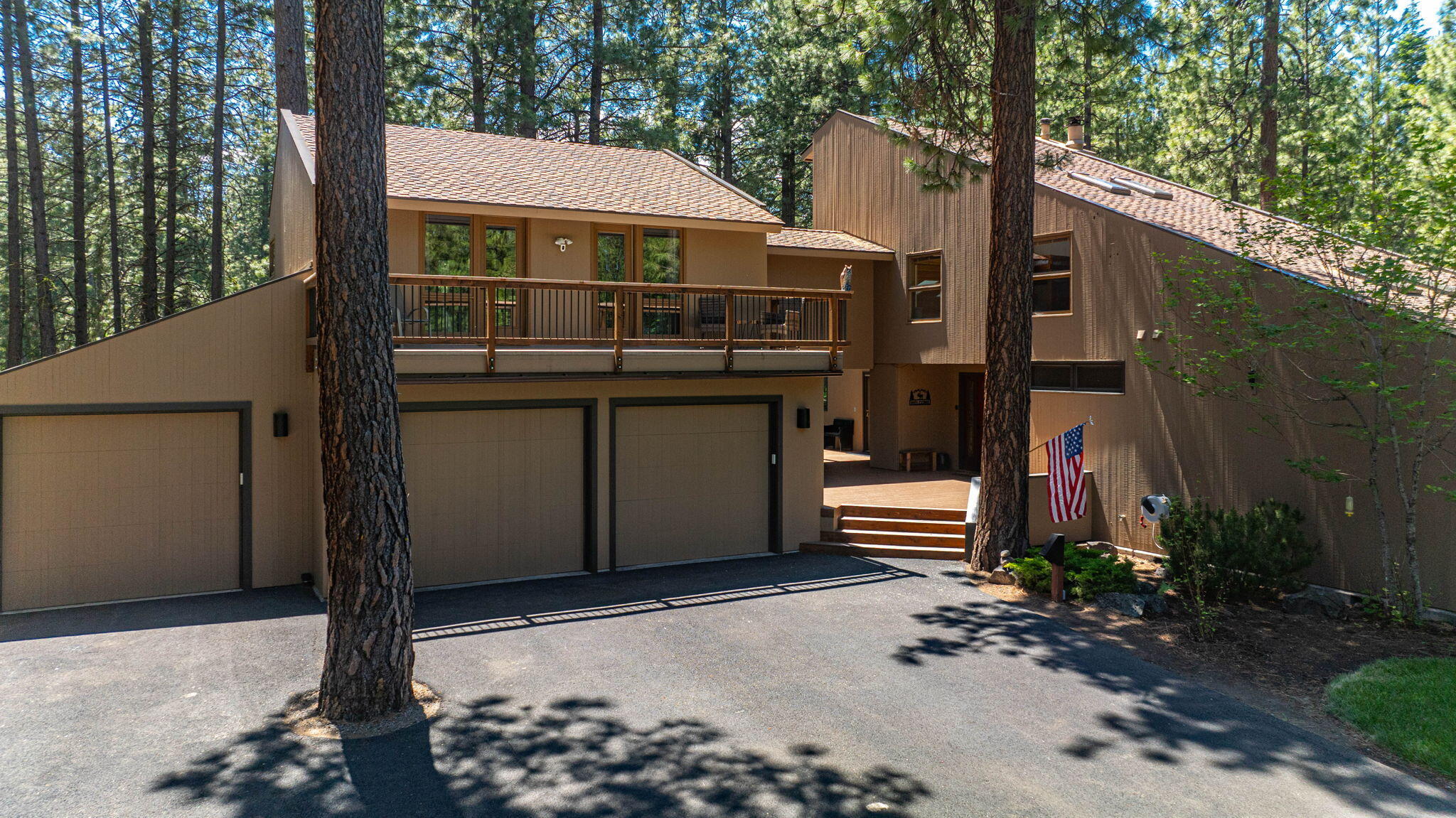 70215 Viola Black Butte Ranch, OR 97759 - Photo 63 of 63 17-web-or-mls-Riley Visuals-2