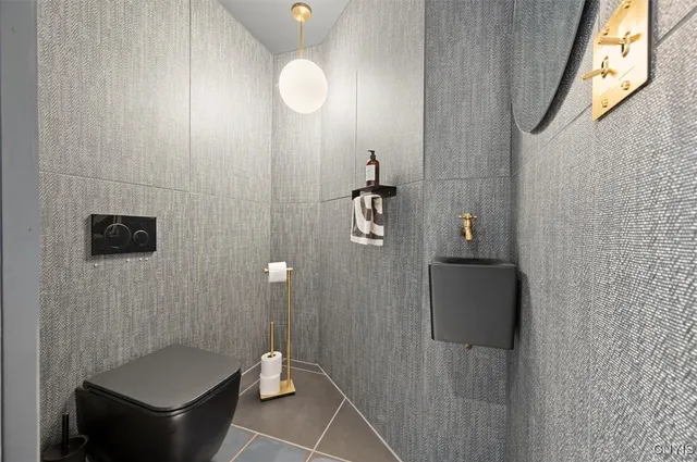 $749,000 | 3595 Military Road, Newport, NY 13416