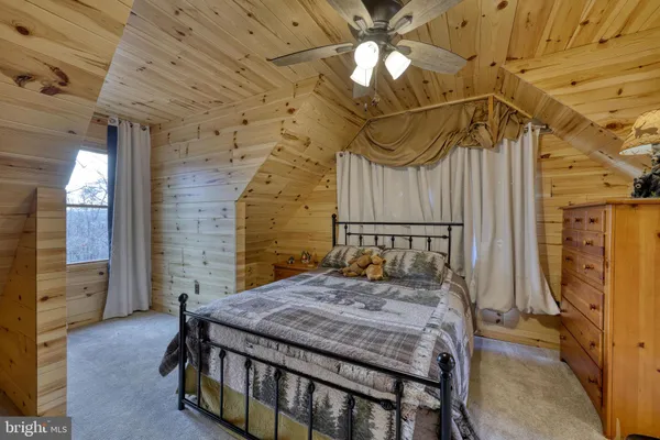 $690,000 | 131 Upper Spgs Lane, Woodstock, VA 22664