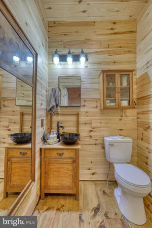 $690,000 | 131 Upper Spgs Lane, Woodstock, VA 22664