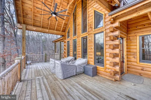 $690,000 | 131 Upper Spgs Lane, Woodstock, VA 22664