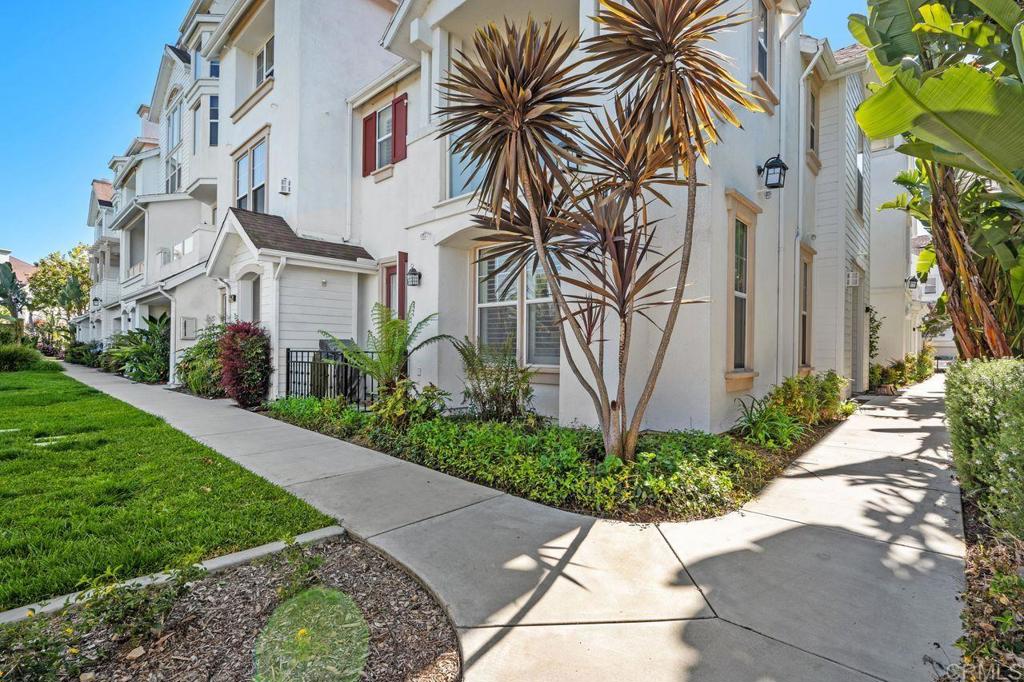 810 Harbor Cliff Way, Unit 225 Oceanside, CA 92054 - Photo 43 of 43 a view of potted plants in front of a building