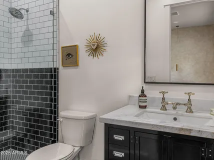 $4,950,000 | 4204 North 57th Way, Phoenix, AZ 85018