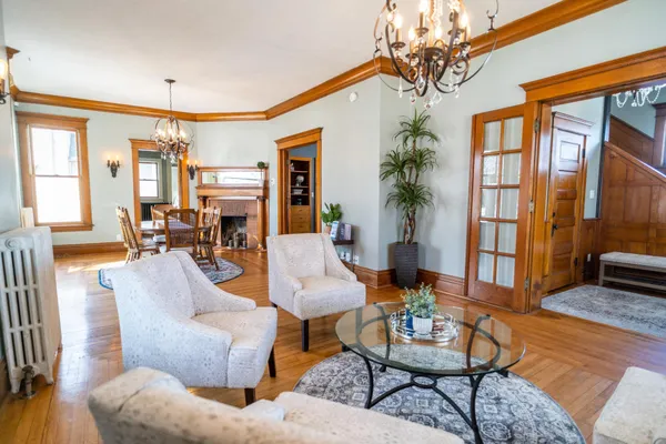 $400,000 | 118 West Chestnut Street, Lake City, MN 55041