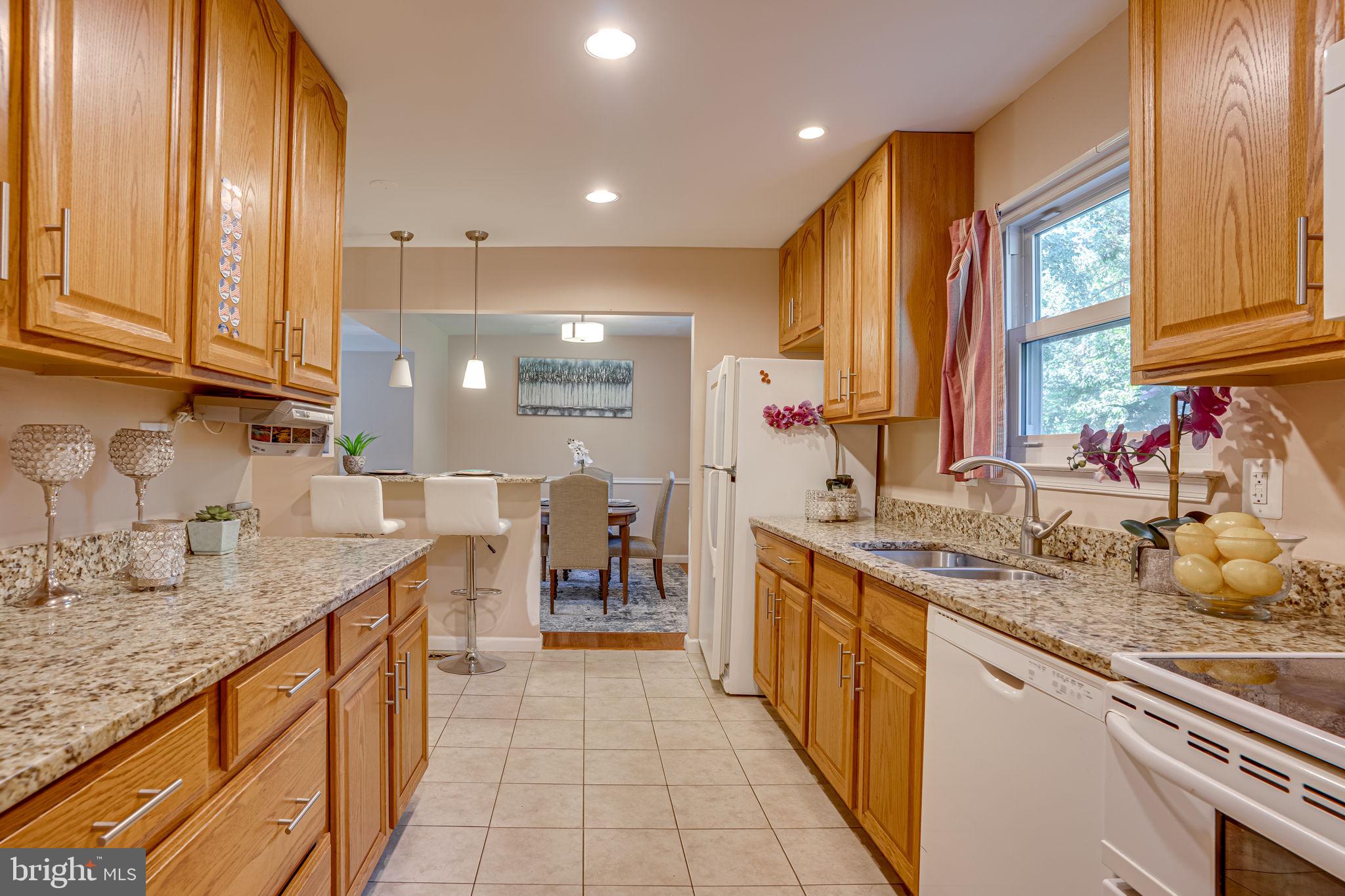 2412 Rosedown Drive Reston, VA 20191 - Photo 13 of 39