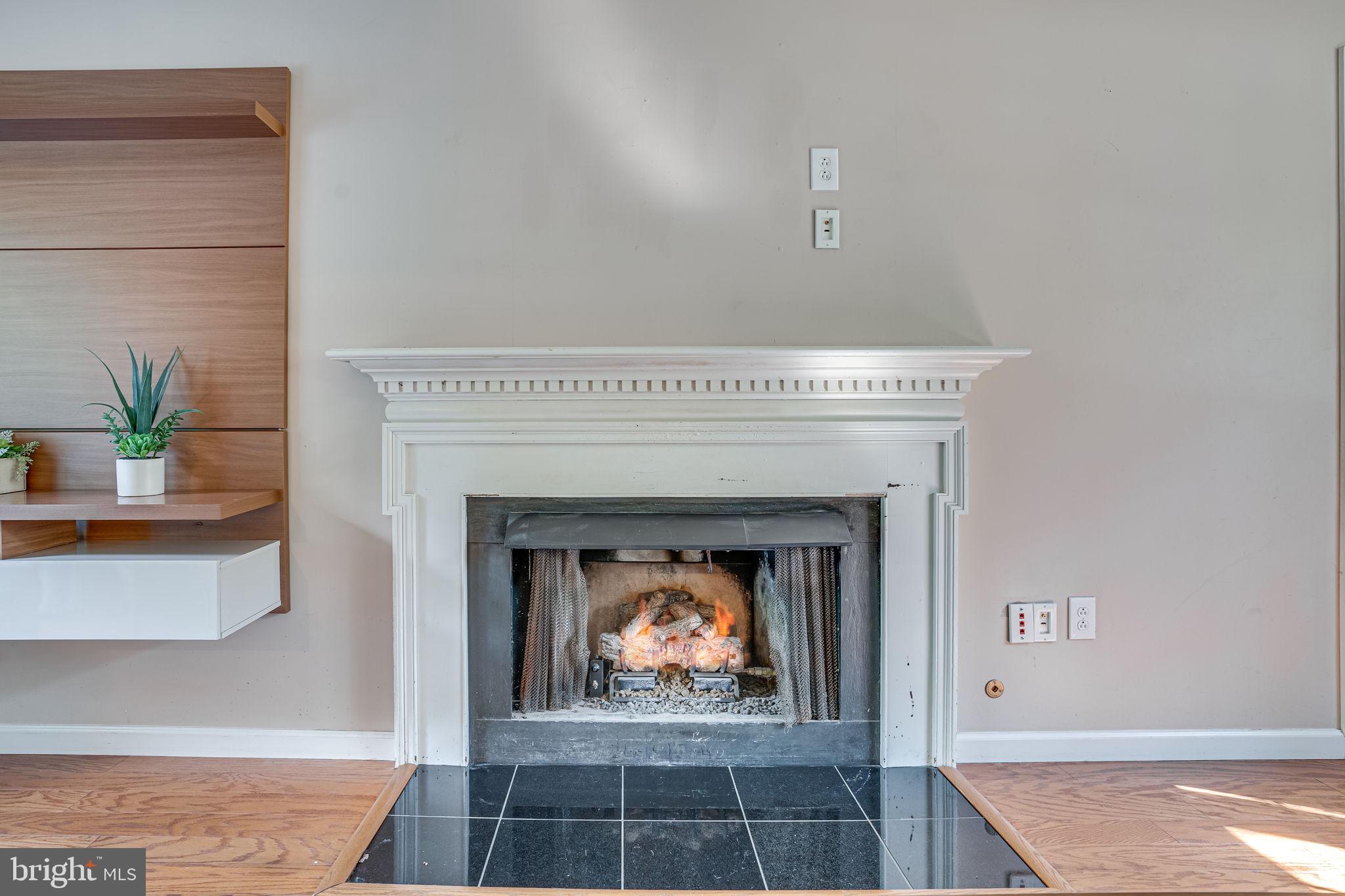 2412 Rosedown Drive Reston, VA 20191 - Photo 17 of 39
