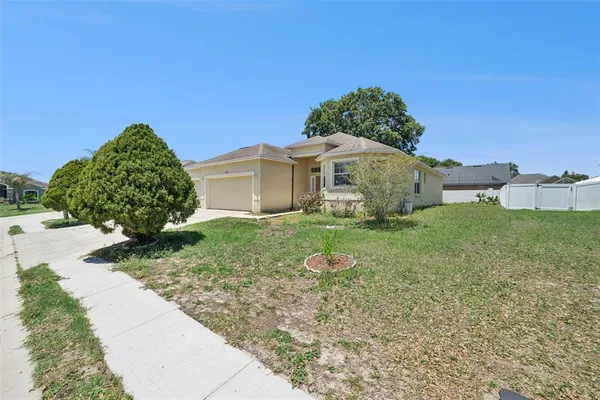 $2,500 | 7055 Heatherbrook Drive, Lakeland, FL 33809
