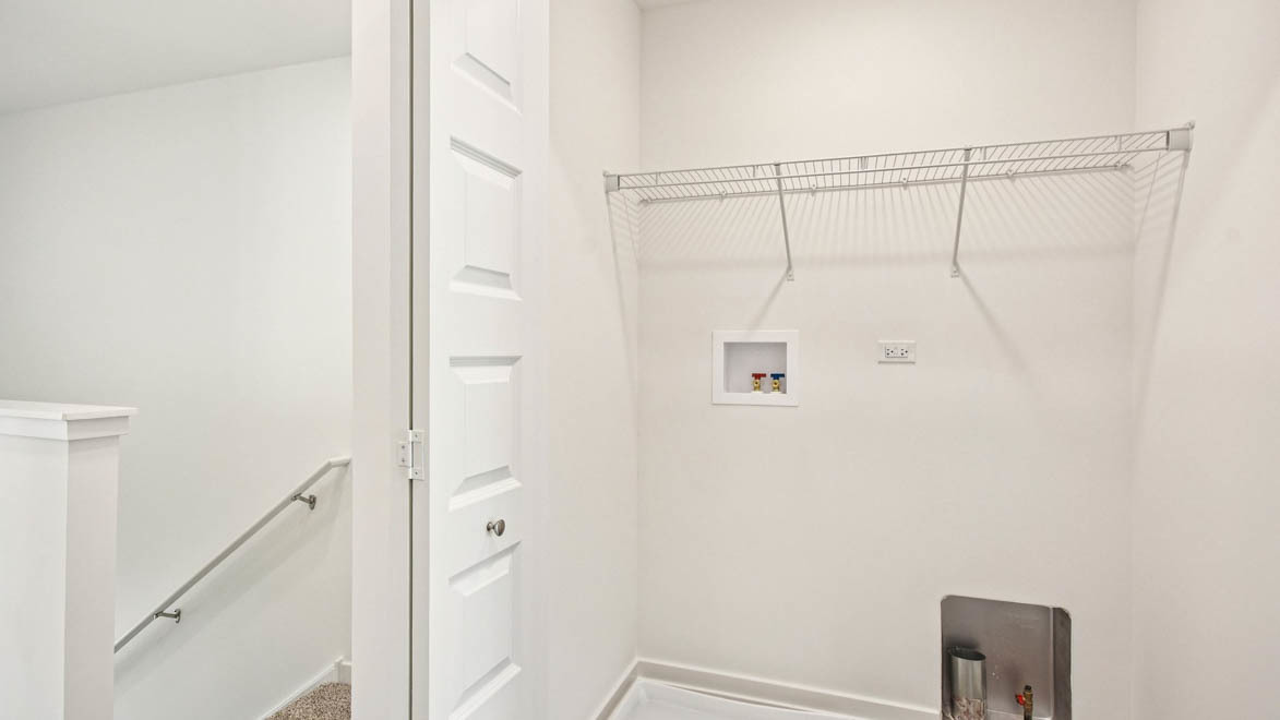 392 Summit Circle Lombard, IL 60148 - Photo 47 of 61 a bathroom with a shower