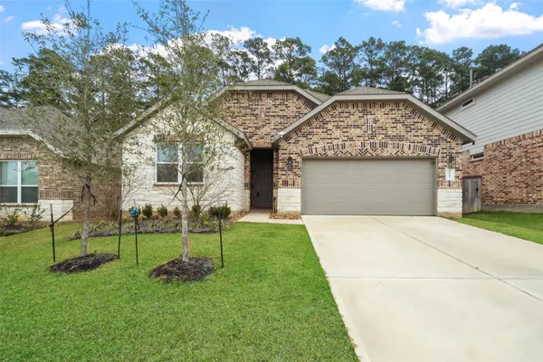 $2,500 | 1045 Dancing Feather Street, Montgomery, TX 77316
