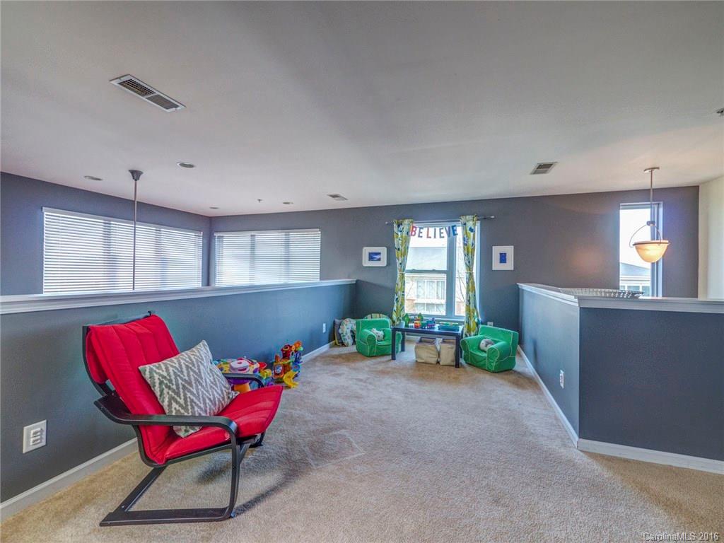 609 Raphael Place, Unit 609 Charlotte, NC 28205 - Photo 12 of 22